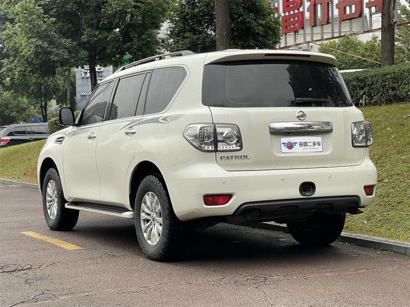 Nissan Patrol - 图片 12